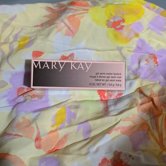 Mary Kay Other - Mary Kay Nourishing Lip Gloss- Berry Dazzle